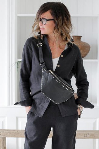 Boyfriend linen blouse, black