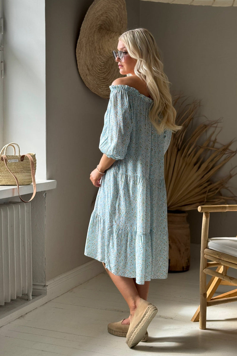Abby viskoosimekko, light blue floral