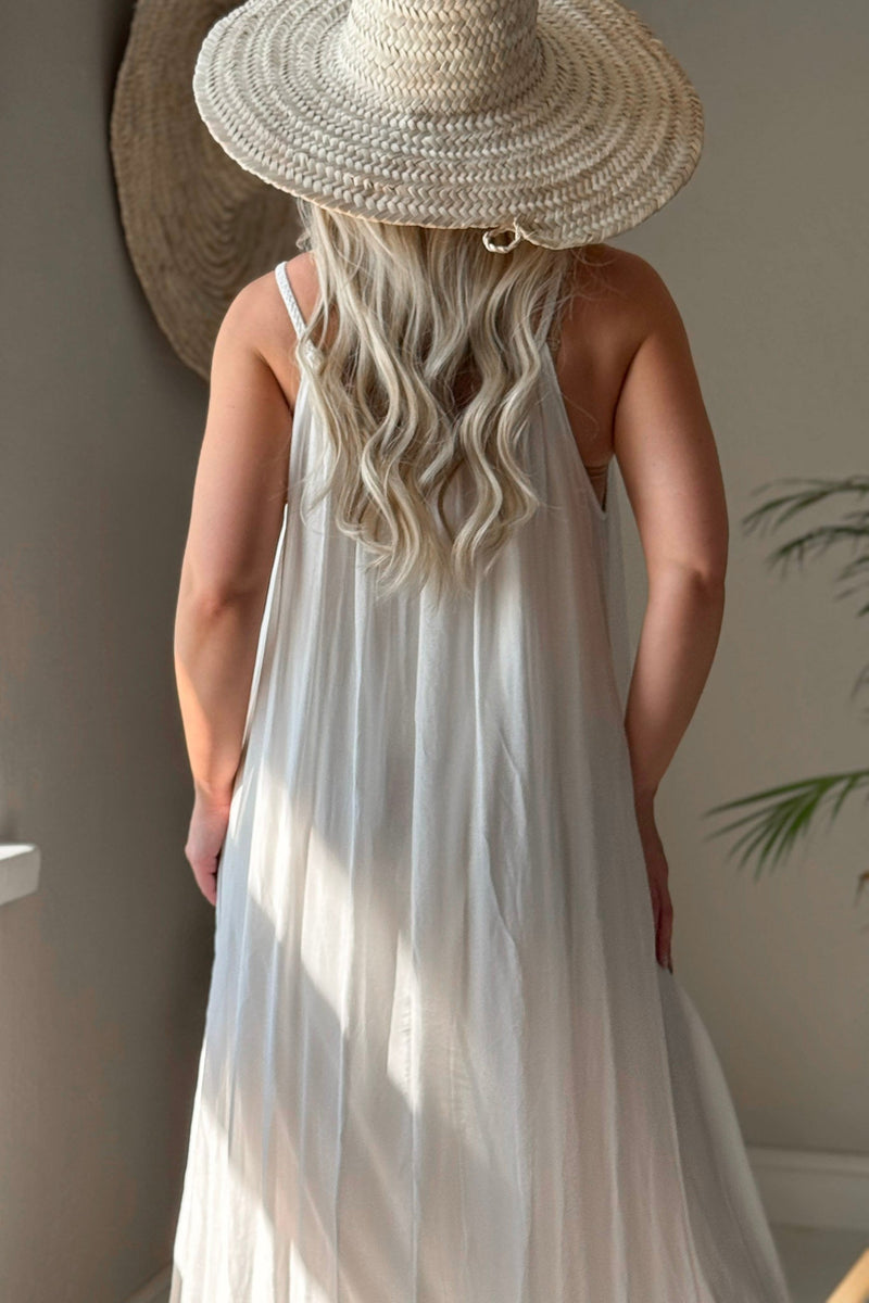 Beatrice silkkiviskoosimekko, pearl grey
