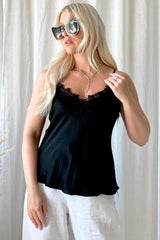 Betina viscose top, black