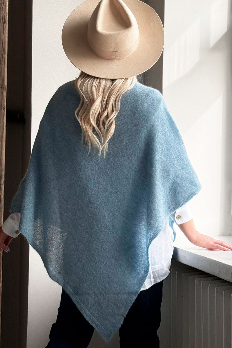 Bettany poncho, ice blue