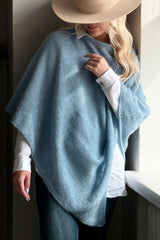 Bettany poncho, ice blue