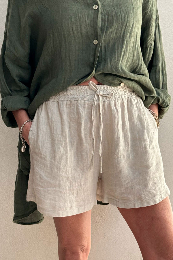 Bondi linen shorts, sand