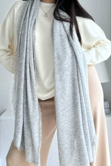 Cashmere love scarf, stone