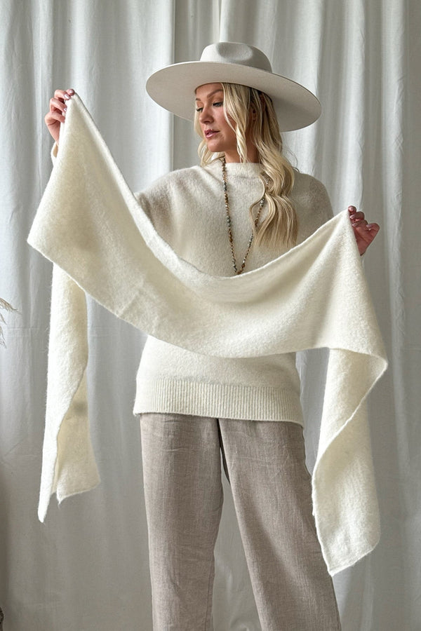 Chamonix alpaca scarf, off white