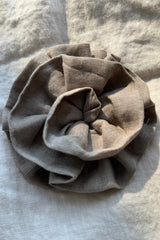 Flower rintaneula, taupe pellava