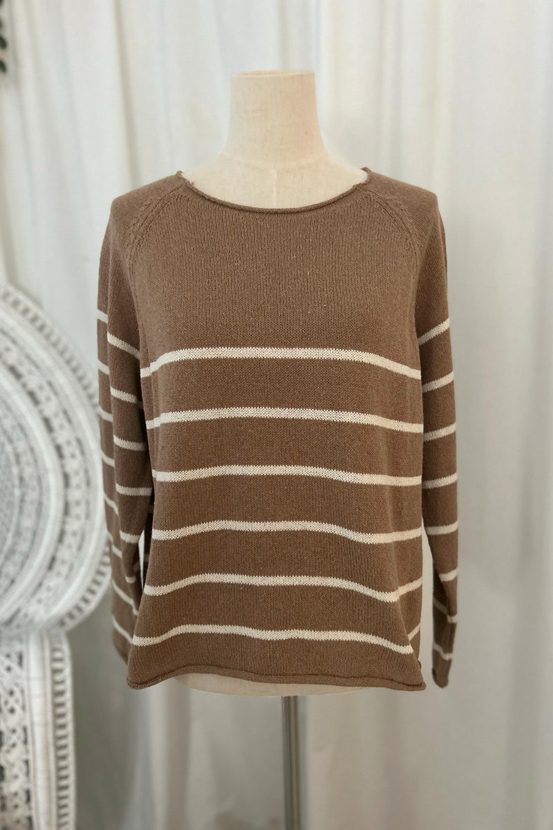 Coastal Charm jumper, caramel-off white