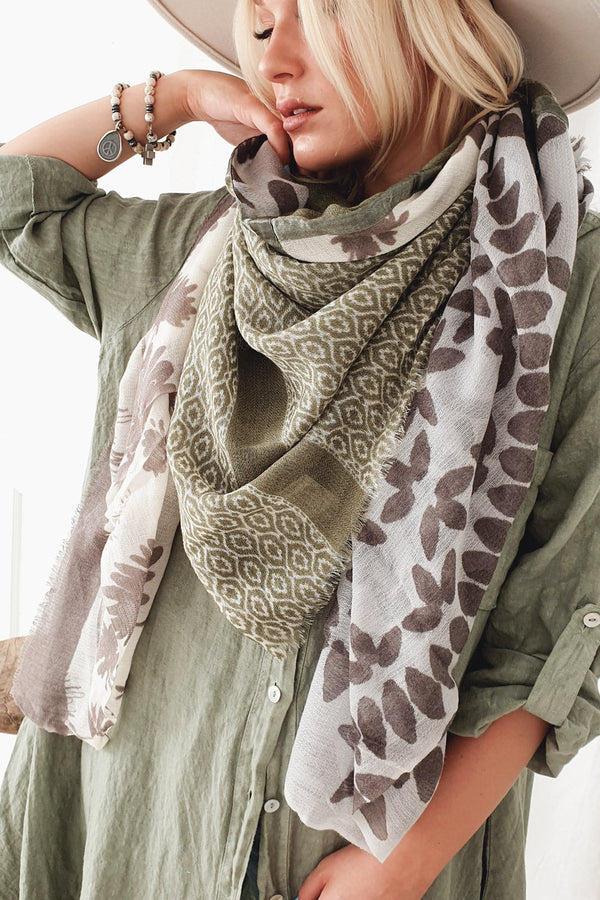Mystique wool scarf, green
