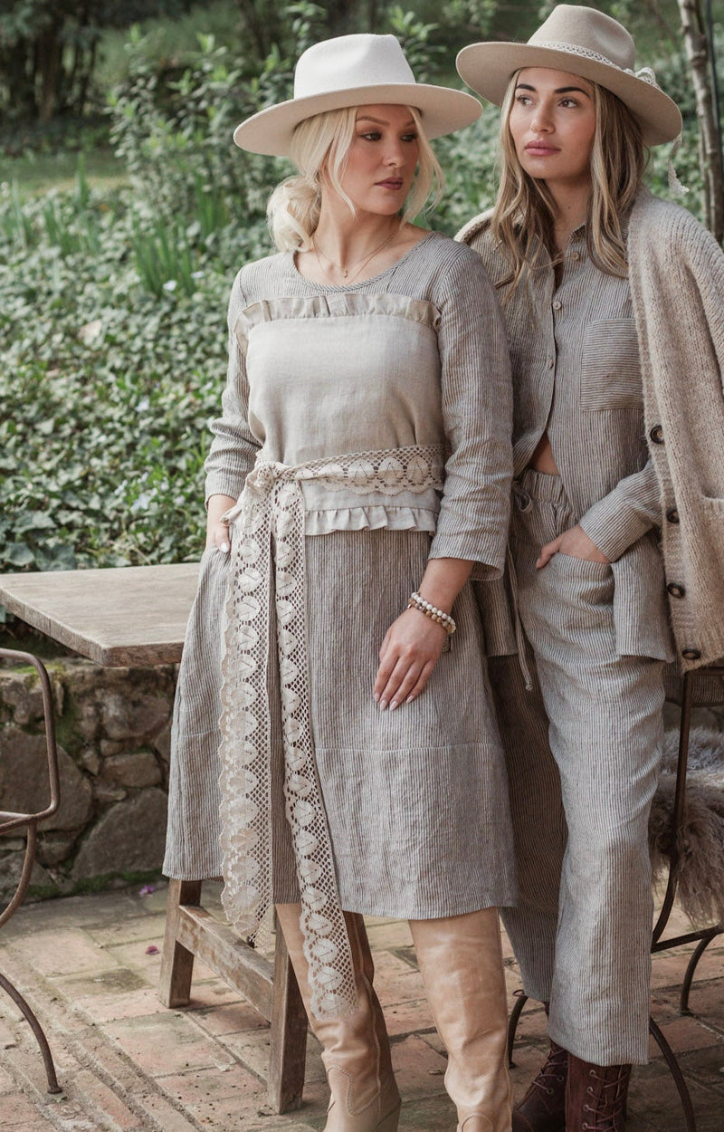 True fantasy linen top, natural