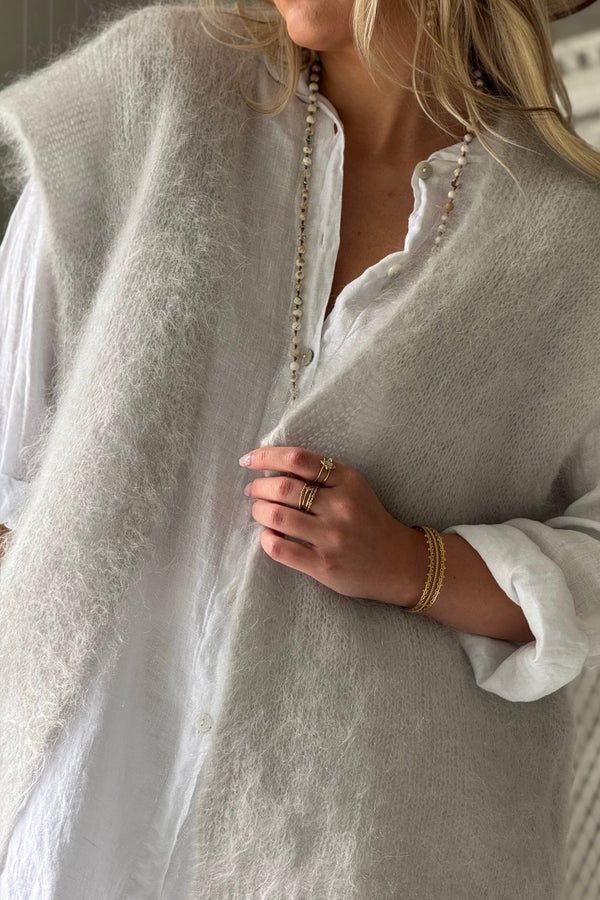 Mallora mohair vest, pearl grey