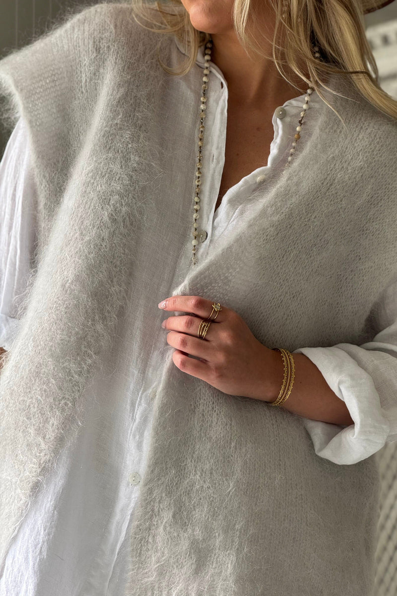 Mallora mohair vest, pearl grey