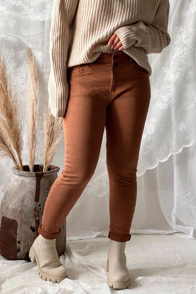 Must have jeans, caramel