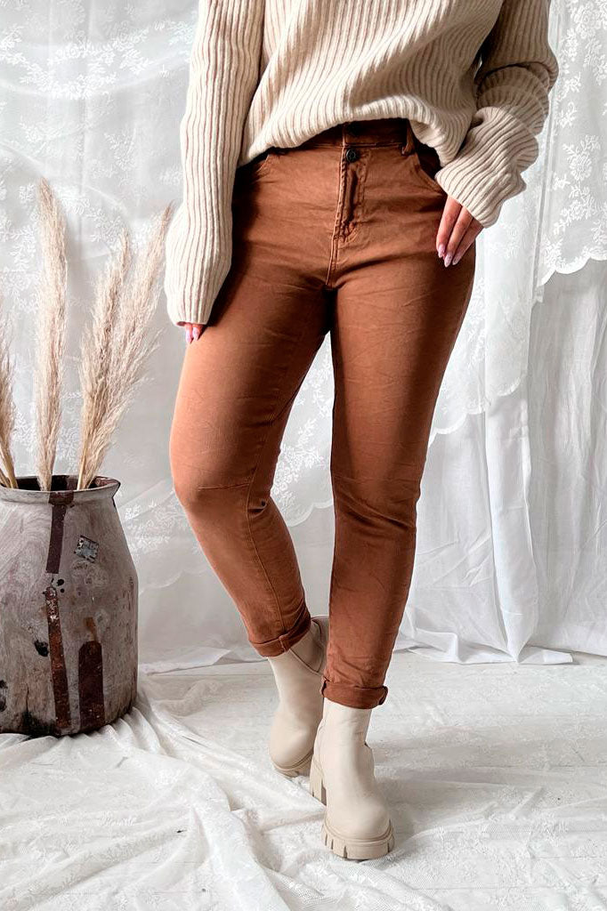 Must have jeans, caramel