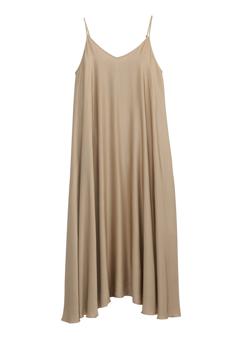 Satin luxe Radiance dress, powder