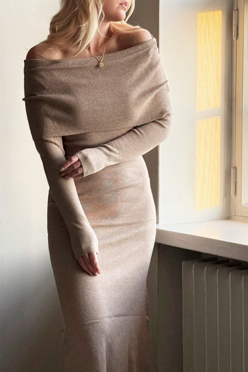 Silvia neulemekko, beige