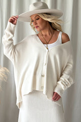 Stay Close cardigan, chalk