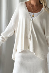 Stay Close cardigan, chalk