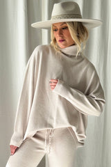 Sweet Touch pooloneule, light beige