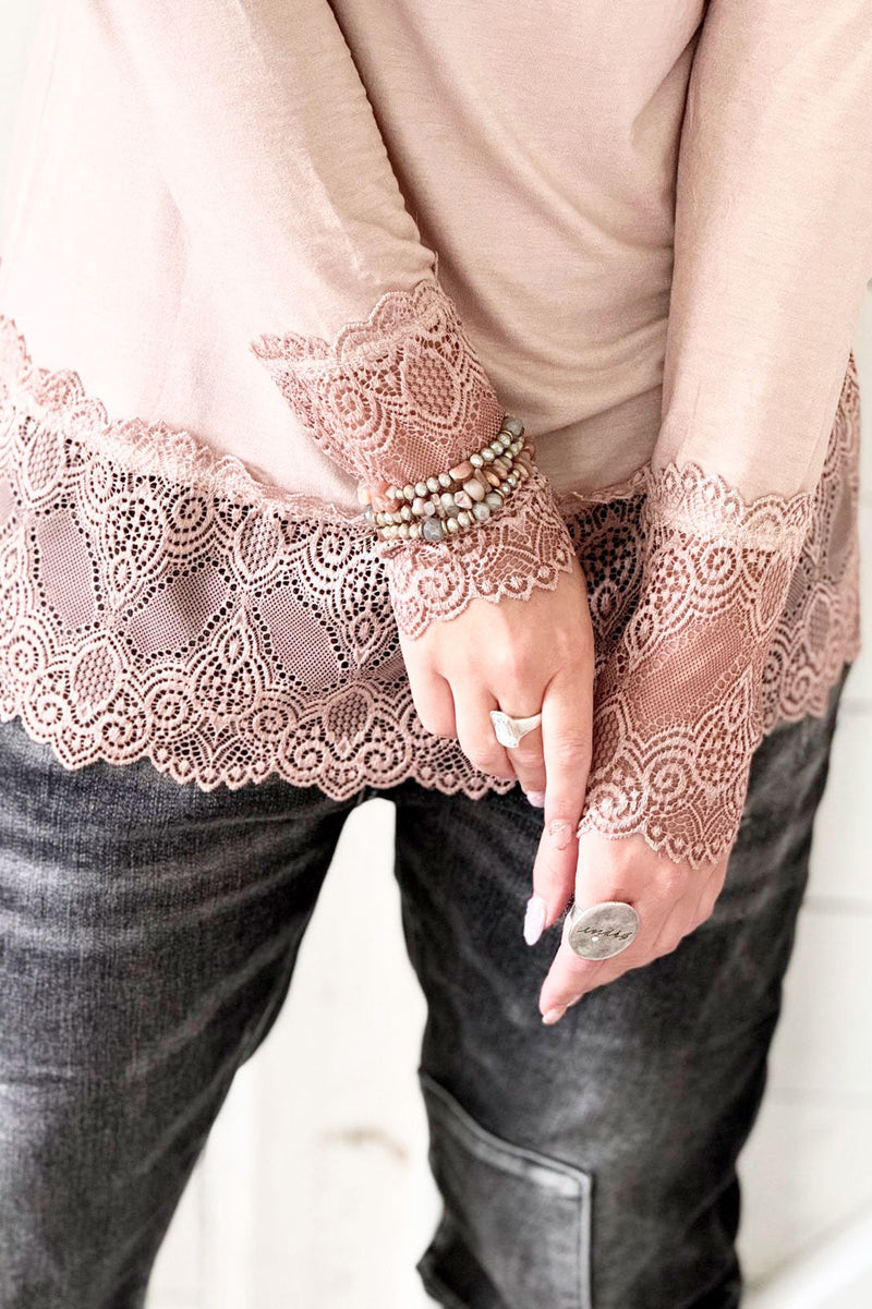 True romance lace blouse, pink