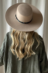 Tulum villafedora, beige