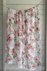 Bamboo scarf, garden flower white