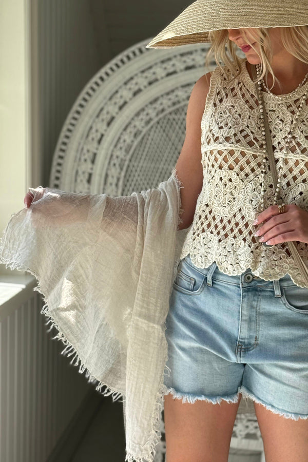 Soft linen scarf, sand
