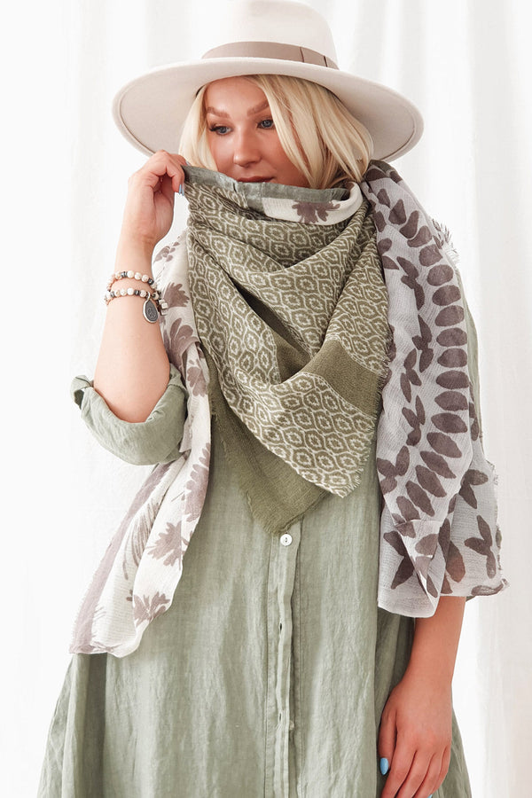 Mystique wool scarf, green