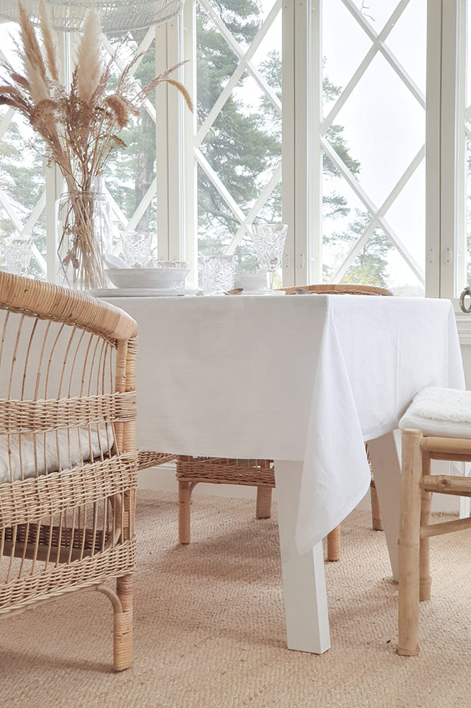 Linen tablecloth, white